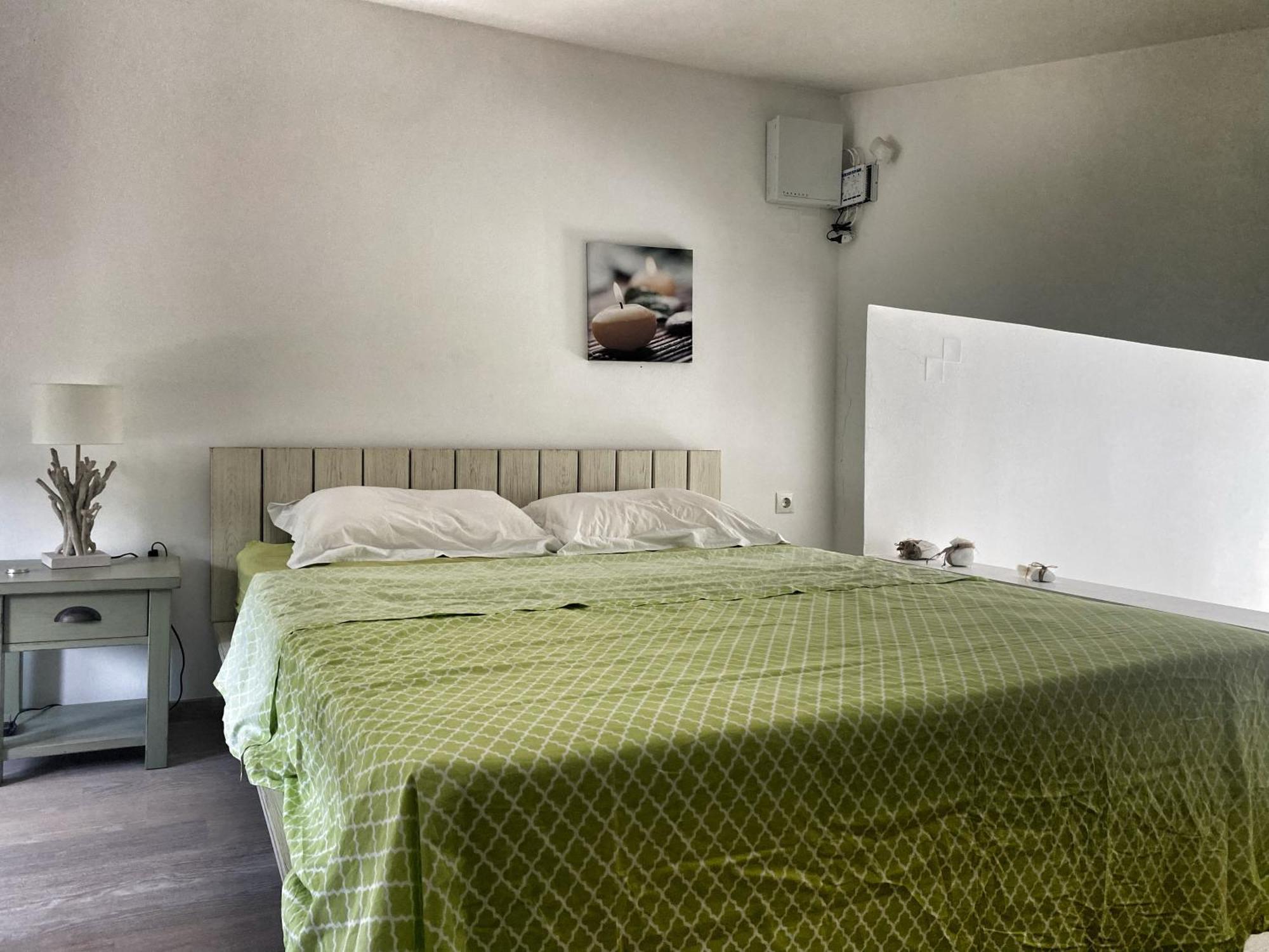 Rododafni Loft Gialtra Buitenkant foto